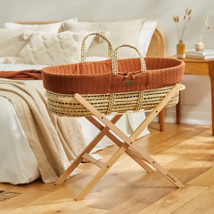Natural Knitted Moses Basket, Mattress & Stand Bundle - Terracotta Rice 6 Natural Knitted Moses Basket, Mattress & Stand Bundle - Terracotta Rice - Image 4