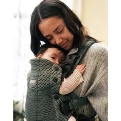 Harmony Carrier Dark Green -Pushchairs Store 088047 baby carrier harmony dark green 3d mesh lifestyle babybjorn 011