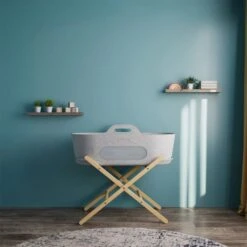 SnuzBaskit Light Grey Moses Basket & Natural Stand 13 SnuzBaskit Light Grey Moses Basket & Natural Stand -Pushchairs Store 3695 zoom