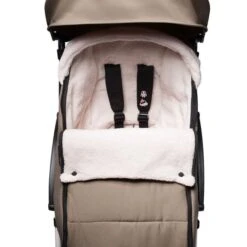BABYZEN YOYO Footmuff Taupe 12 BABYZEN YOYO Footmuff Taupe -Pushchairs Store babyzen yoyo footmuff taupe 5 1800x1800