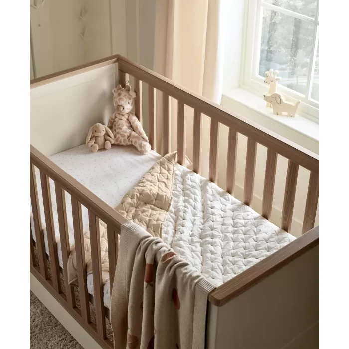 Welcome To The World Seedling Cotbed Quilt - 2.5 Tog 7 Welcome To The World Seedling Cotbed Quilt - 2.5 Tog - Image 5